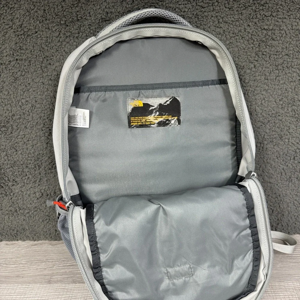 The North Face Backpack 26L Jester Gray w/Laptop Compartment Pockets Hike